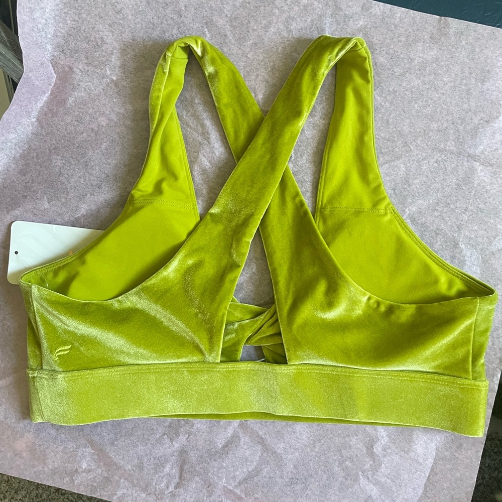 NWT Fabletics Lime Green Velvet Sports Bra Sz XL - Picture 3 of 5